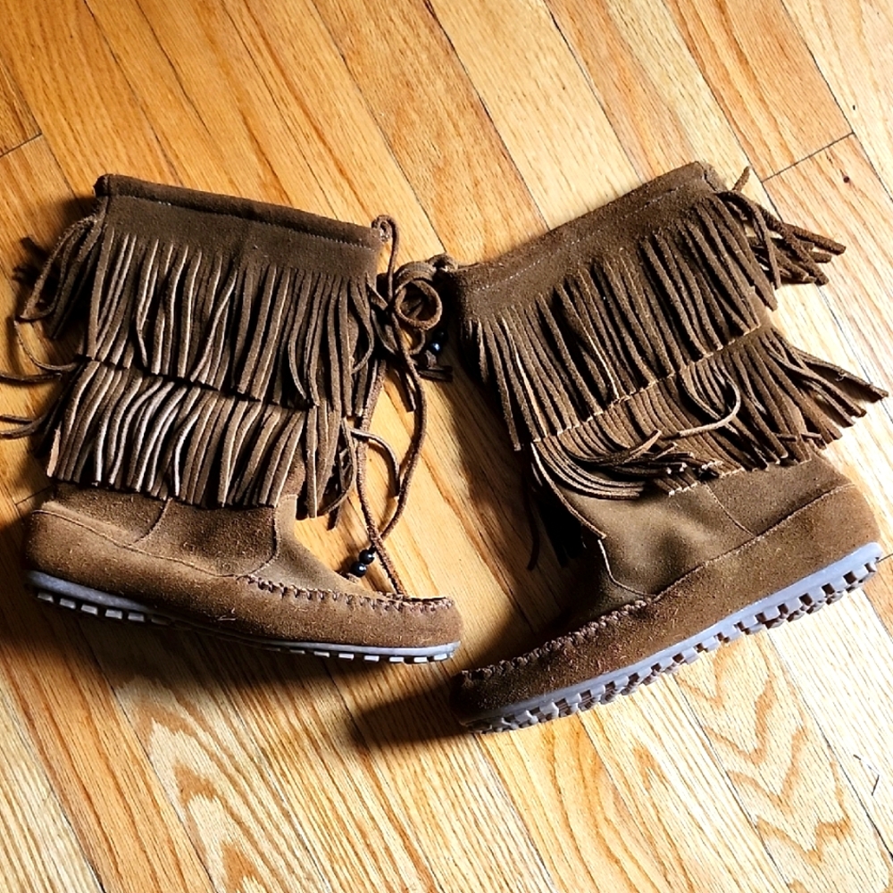 MINNIETONKA Fringe Boots 7.5 Used